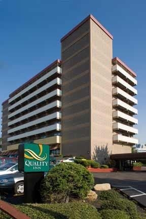 Quality Inn University Center0