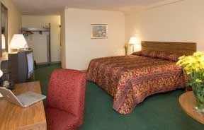 Quality Inn University Center1