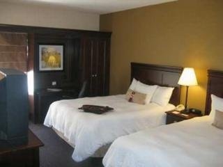 Hampton Inn Sioux Falls3