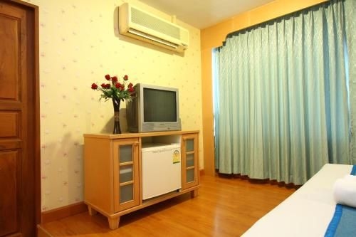 Silom Avenue Inn Hotel3