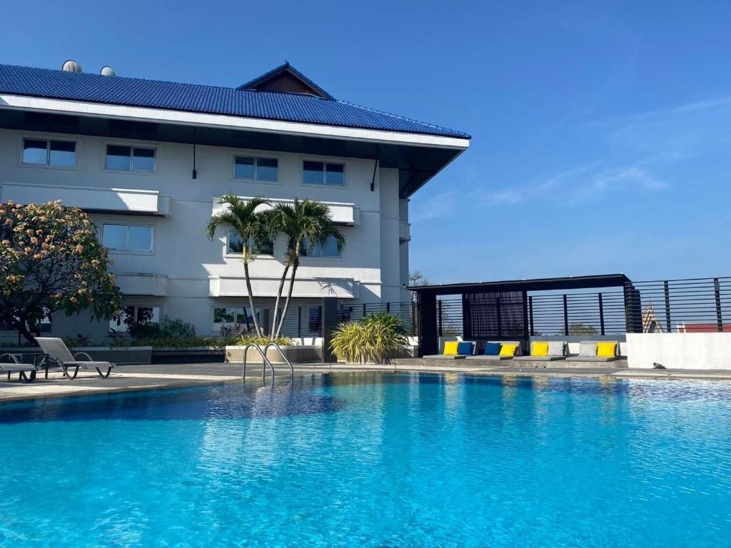 โรงแรมสีมาธานี (Sima Thani Hotel)1