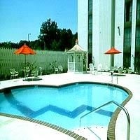 Elvis Presleys Heartbreak Hotel4