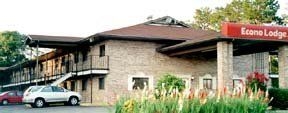Econo Lodge1