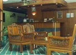 Sky Inn0