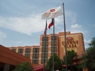 Crowne Plaza Hotel Austin3