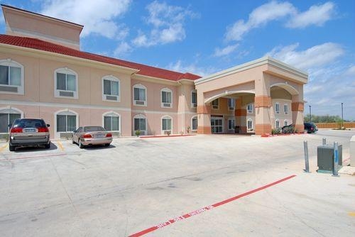 Best Western Comanche Inn3