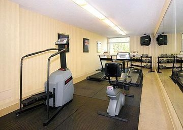 Ramada Dallas North3