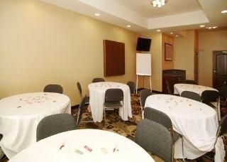 Comfort Suites4