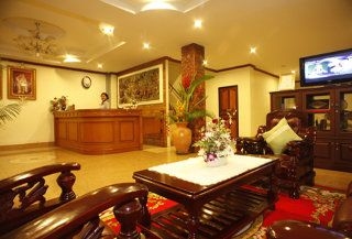 กระบี่ เพชรไพลิน โฮเทล (Krabi Phetpailin Hotel)1