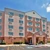 Fairfield Inn Suites Airportnorth Star Mall0