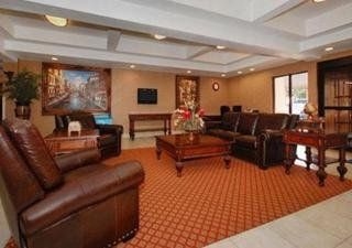Comfort Suites0