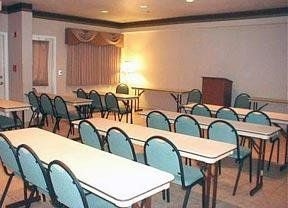 Quality Inn4