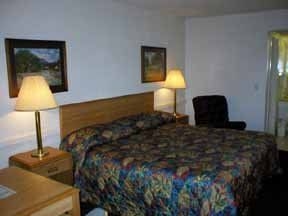 Rodeway Inn Downtown1