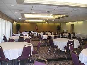 Rodeway Inn3