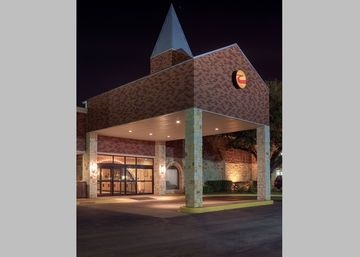 Clarion Inn Near Baylor University1
