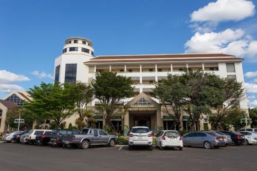 Surin Majestic Hotel1