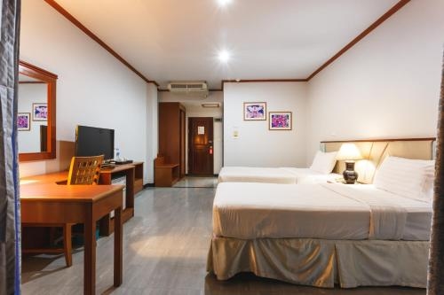 Surin Majestic Hotel3