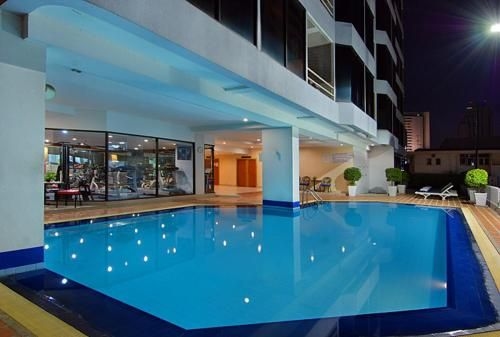 โรงแรมไทปัน (Tai-Pan Hotel)1