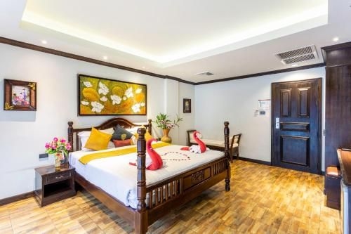 โรงแรมธนวรรณ ภูเก็ต (Tanawan Phuket Hotel)3