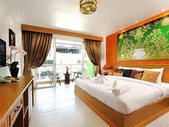 โรงแรมธนวรรณ ภูเก็ต (Tanawan Phuket Hotel)2