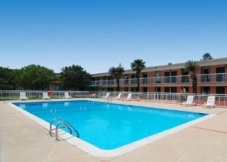 Quality Inn2