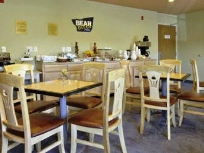 Auburn Travelodge Inn And Suites2
