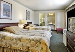 Travelodge Everett City Center4