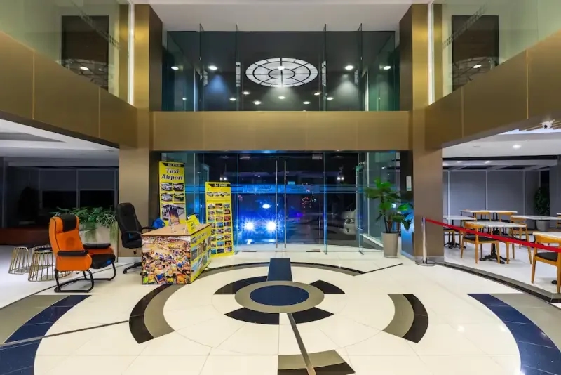 คิวบิก ประตูน้ำ (Cubic Hotel Pratunam)3