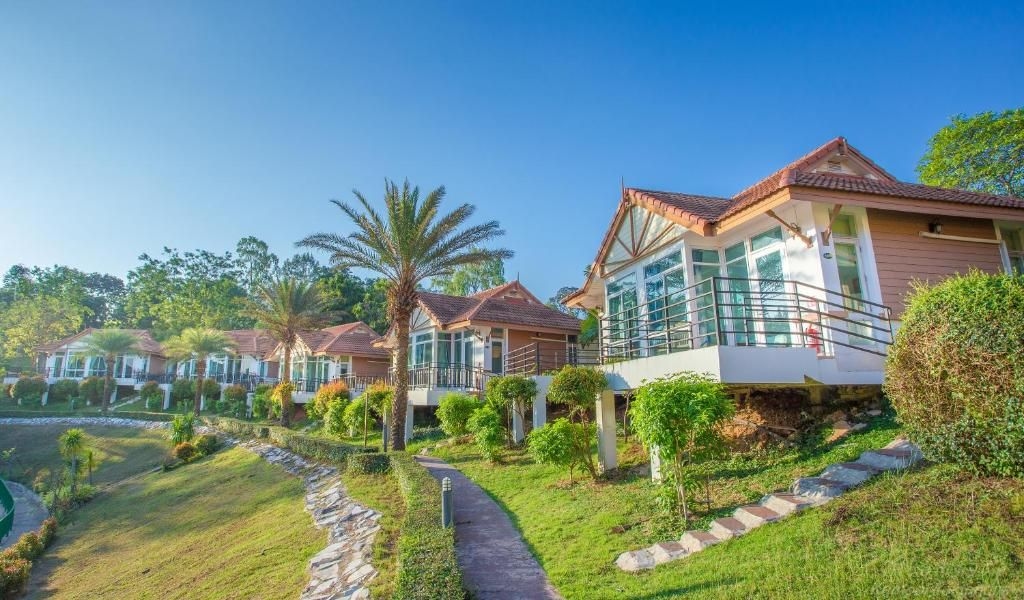ทองสถิตย์ ฮิลล์ รีสอร์ต เขาใหญ่ (Thongsathit Hill Resort Khao Yai)4
