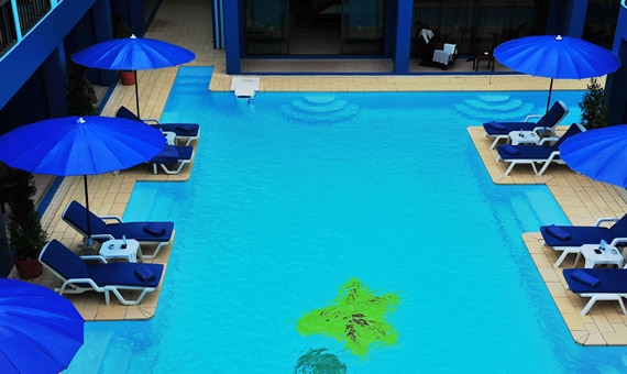 Hive Khaolak Beach Resort1