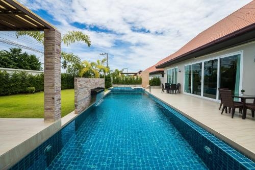 เดอะ วิลล์ จอมเทียน พูล วิลล่า (The Ville Jomtien Pool Villa)0