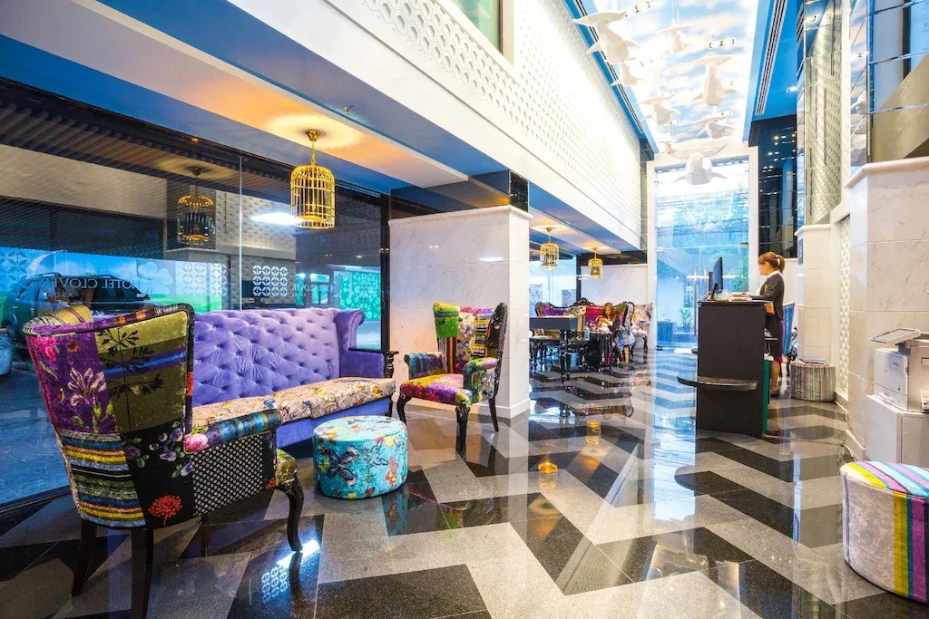 โรงแรมโคลเวอร์ อโศก กรุงเทพฯ (Hotel Clover Asoke)2