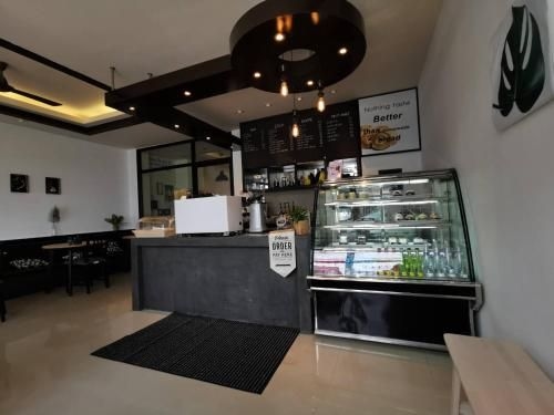 เอ็นจอย บีช เฮ้าส์ กะรน (Enjoy's Beach House & Cafe')4