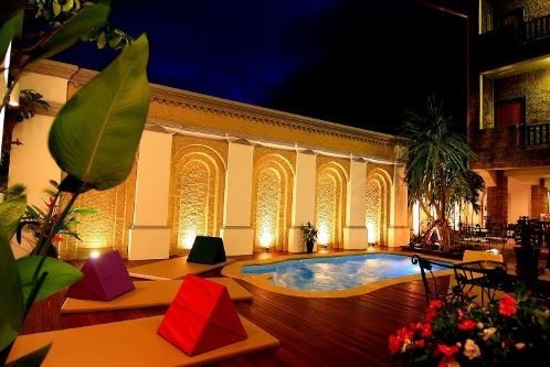 โรงแรม เดอะ แคสเซิล (The Castle Hotel)4