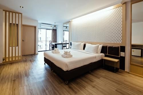 โรงแรมทรี สุขุมวิท (Three Sukhumvit Hotel)4