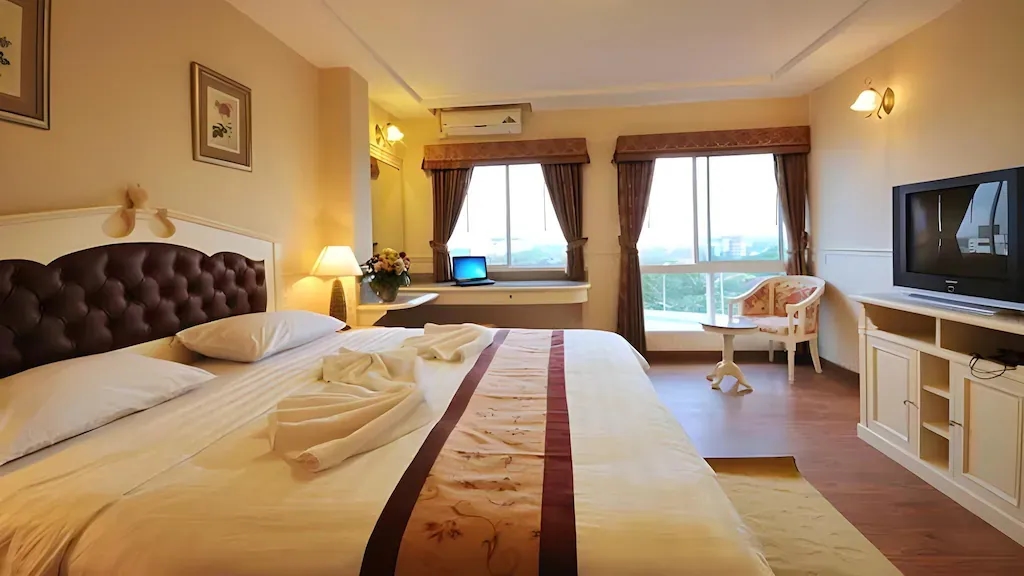 โรงแรมดิ แอร์พอร์ต กรีนเนอรี (The Airport Greenery Hotel)4