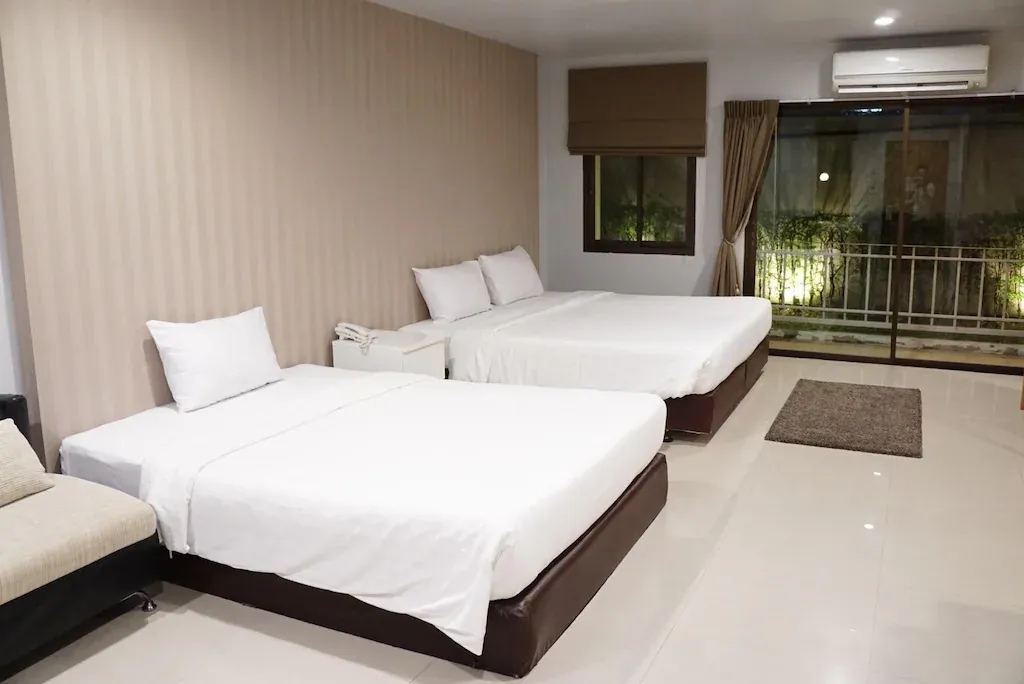 เดอะ วัน เรสซิเดนซ์ โฮเทล (The One Residence Hotel)4