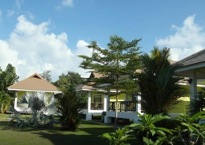 ทิพย์บุรี รีสอร์ท (Thipburee Resort)0