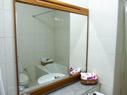 Sakol Grand Palace Hotel4