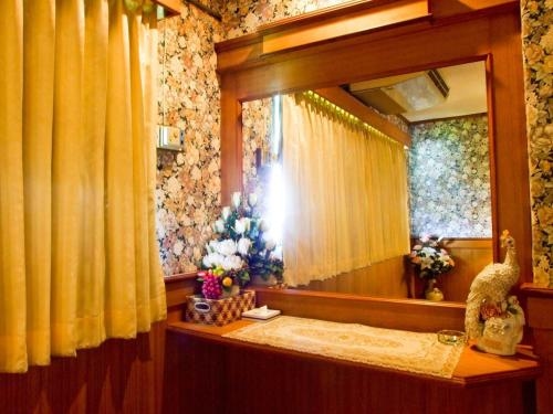 Sakol Grand Palace Hotel3