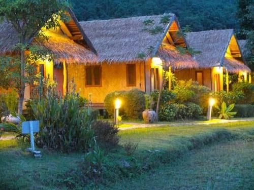 บ้านปาย กลางนา รีสอร์ท (Pai Klang Na)2