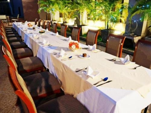 โรงแรมสองพันบุรี (Songphanburi Hotel)2