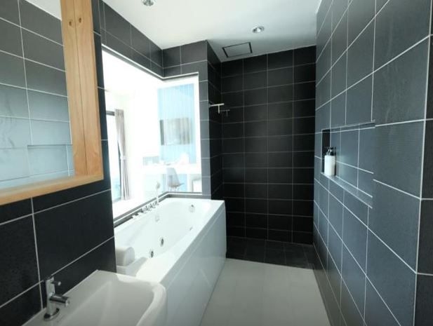 เดอะ กาลล่า โฮเทล (The Galla Hotel)2