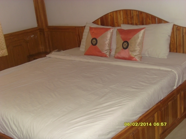 โรงแรมนกยูงทอง (Nokyungthong Hotel Si Thep)1