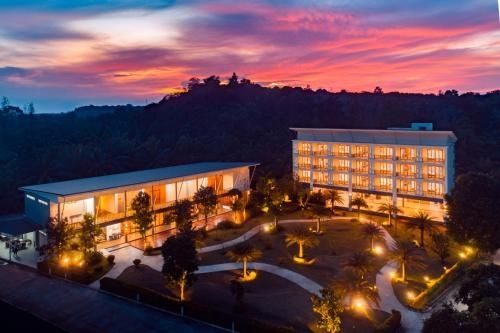 Nana Beach Hotel1