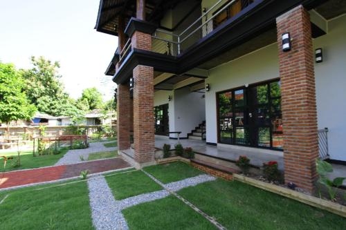 อะเบิฟ เดอะ ซี บูทิก โฮเต็ล (Above The Sea Boutique Hotel)3