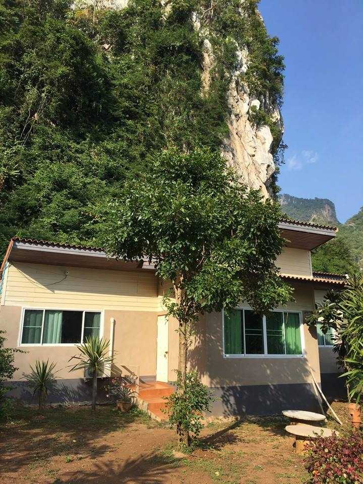 บ้าน ภูผา (Baan Phu Pha)0
