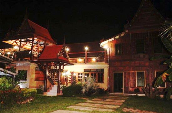 เรือนไทย บางกุ้ง รีสอร์ท (Ruenthai Bangkung Resort)0