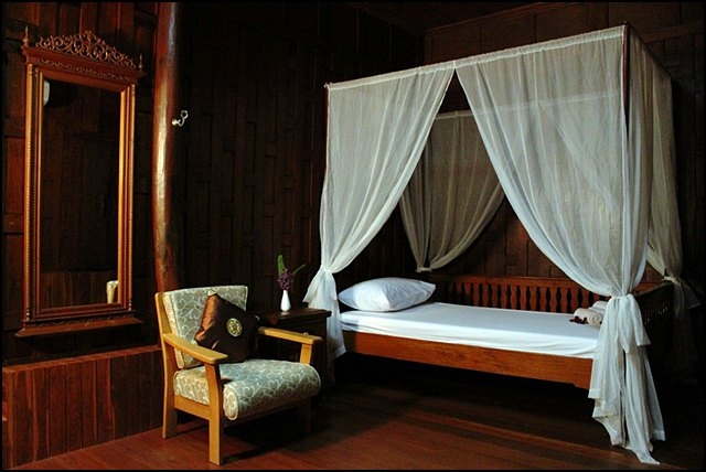 เรือนไทย บางกุ้ง รีสอร์ท (Ruenthai Bangkung Resort)1