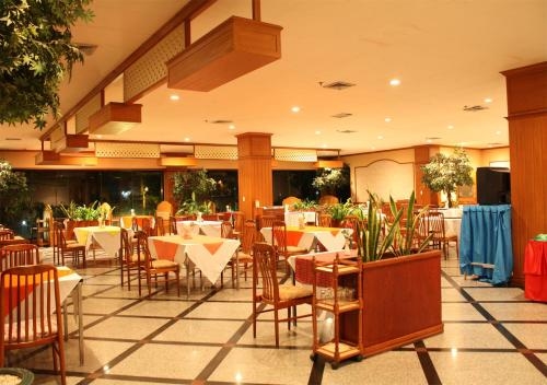 โรงแรมเจพี เอมเมอรัลด์ (JP Emerald Hotel)4